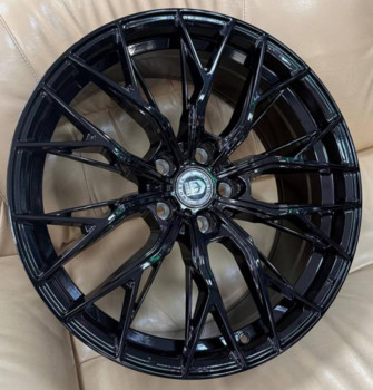 Диск IWheel IVF-3243 18x8 5x114.30 ET35 DIA73.10 B